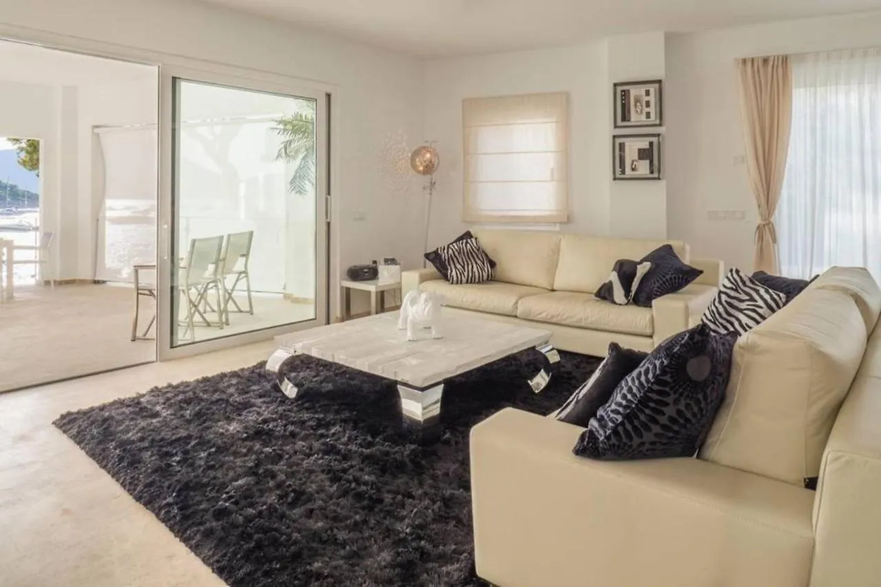 Villa Arlequin - Casa Arlequin - Luxury Beachfront Villa Andratx