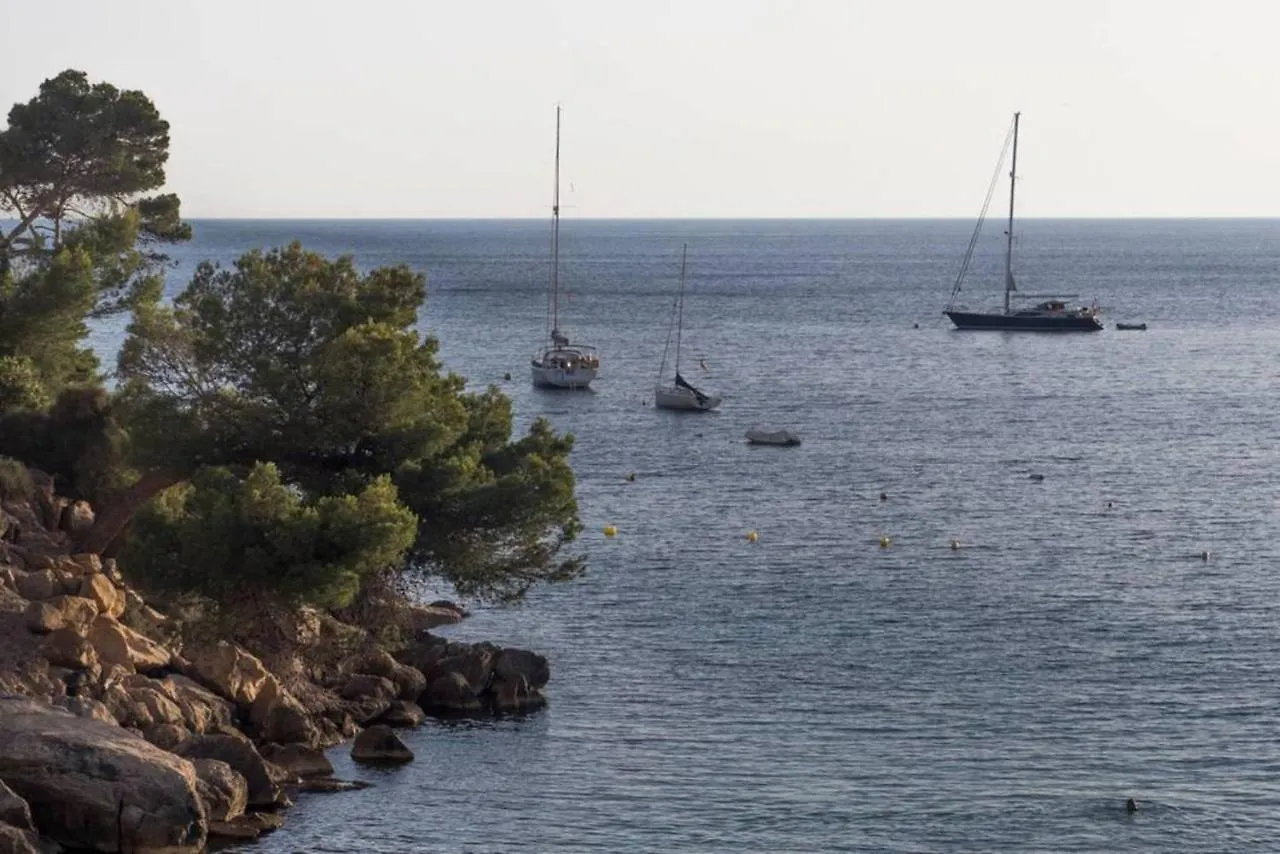 Villa Arlequin - Casa Arlequin - Luxury Beachfront Villa Andratx